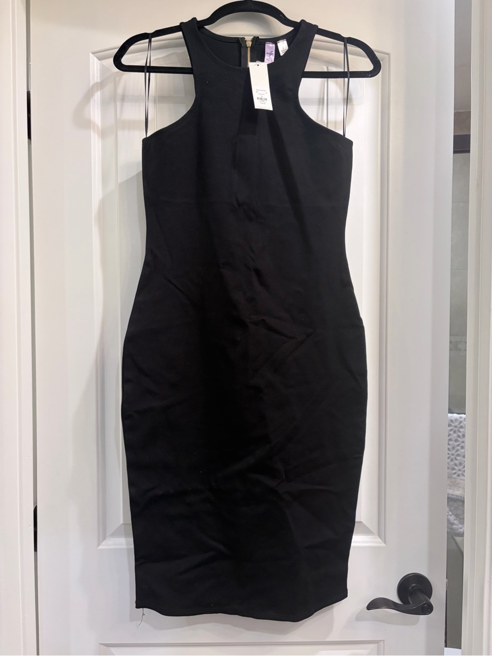 Classic Black Sleeveless Sheath Dress